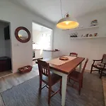 Jung Apartment